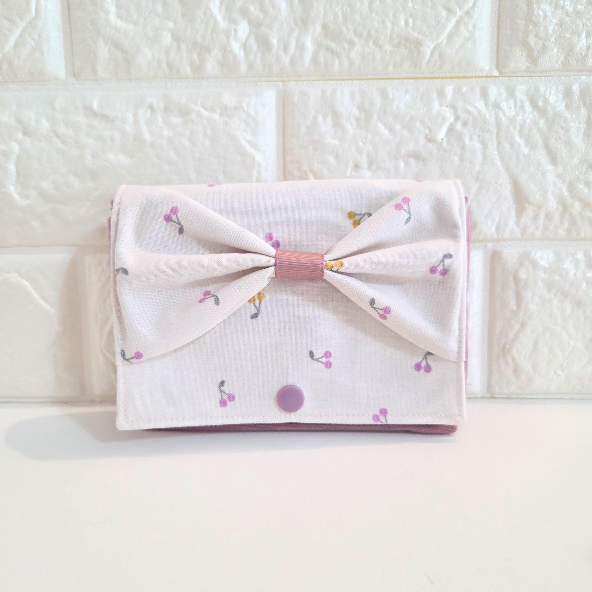 リボンが可愛い♪2ポケット＆ティッシュケース付き移動ポケット