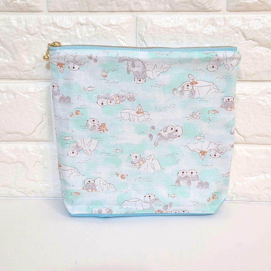 【新作】一年中活躍！保温保冷ポーチ（クールネックリング・パウチドリンク・お菓子などに）